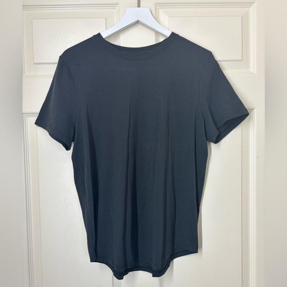lululemon athletica Tops - Lululemon Athletica Black Short Sleeve Top PTP 22”